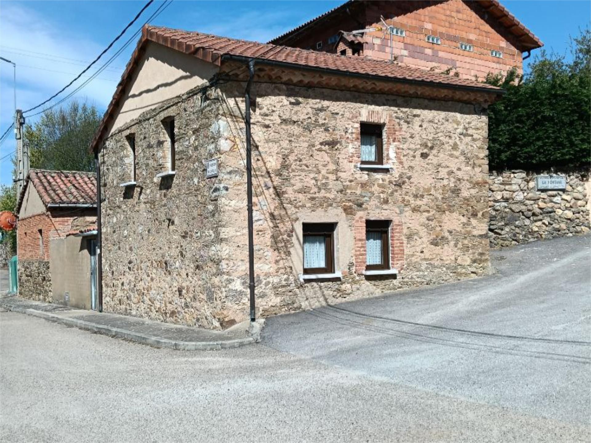 Exterior view of Flat for sale in Rioseco de Tapia