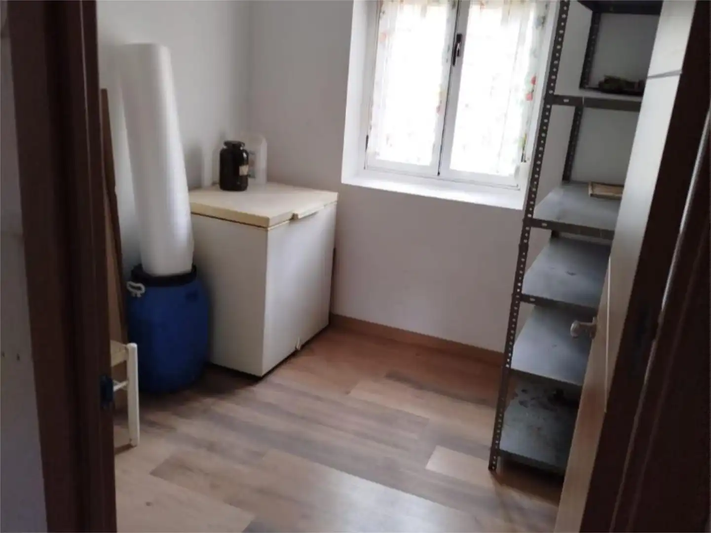 Local de alquiler en León Capital  con Calefacción, Parquet y Amueblado