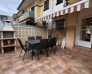 Casa adosada en venda a Avenida Zaragoza, 18, Gran Playa