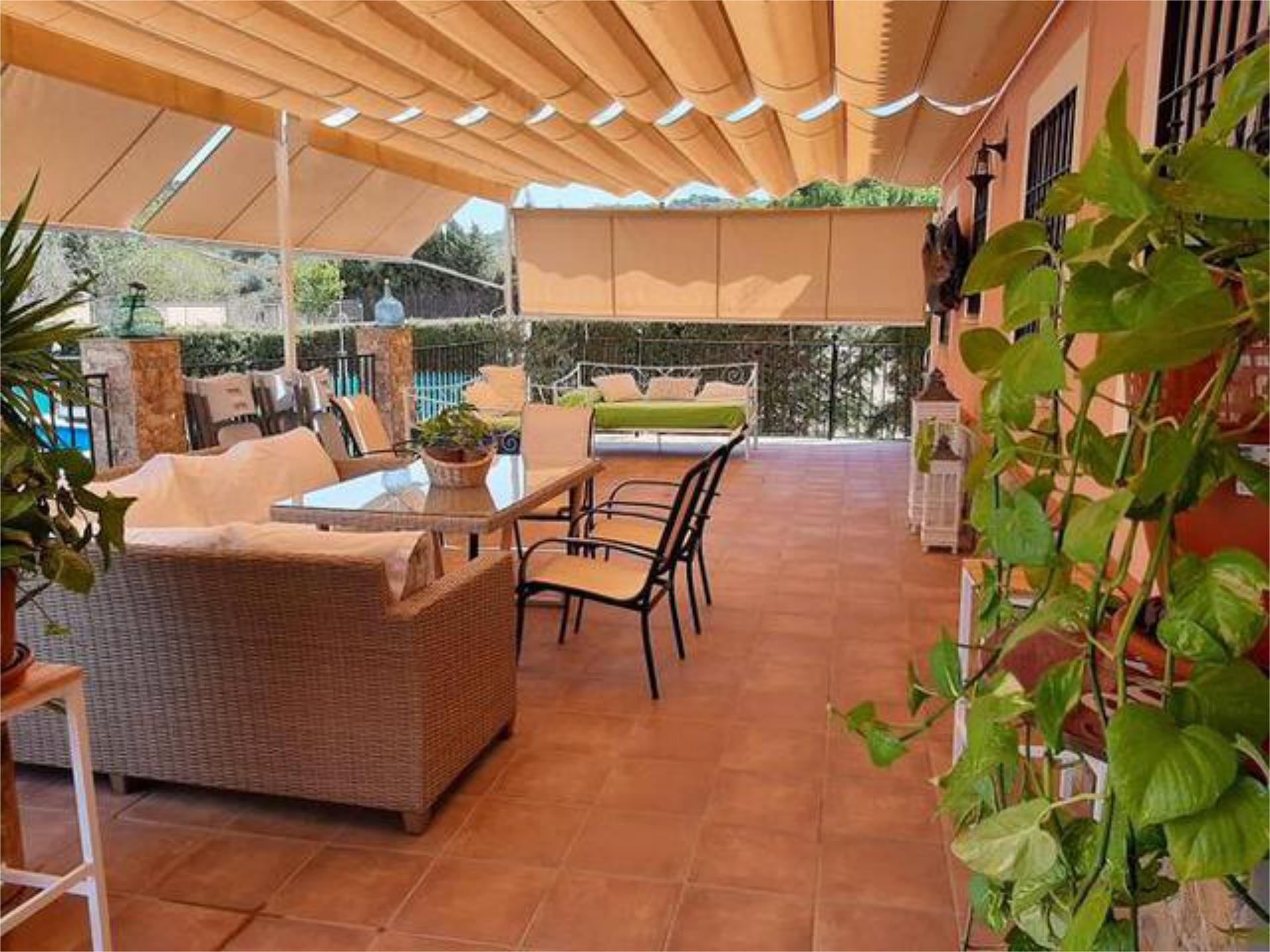 Single-family semi-detached for sale in Las Jaras