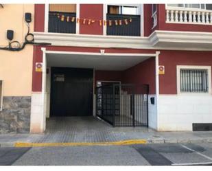 Garatge de lloguer a Carrer Ingeniero Serra, 7, La Foia - Daimés - Asprella Aparcament de Garatge de lloguer en Elche / Elx