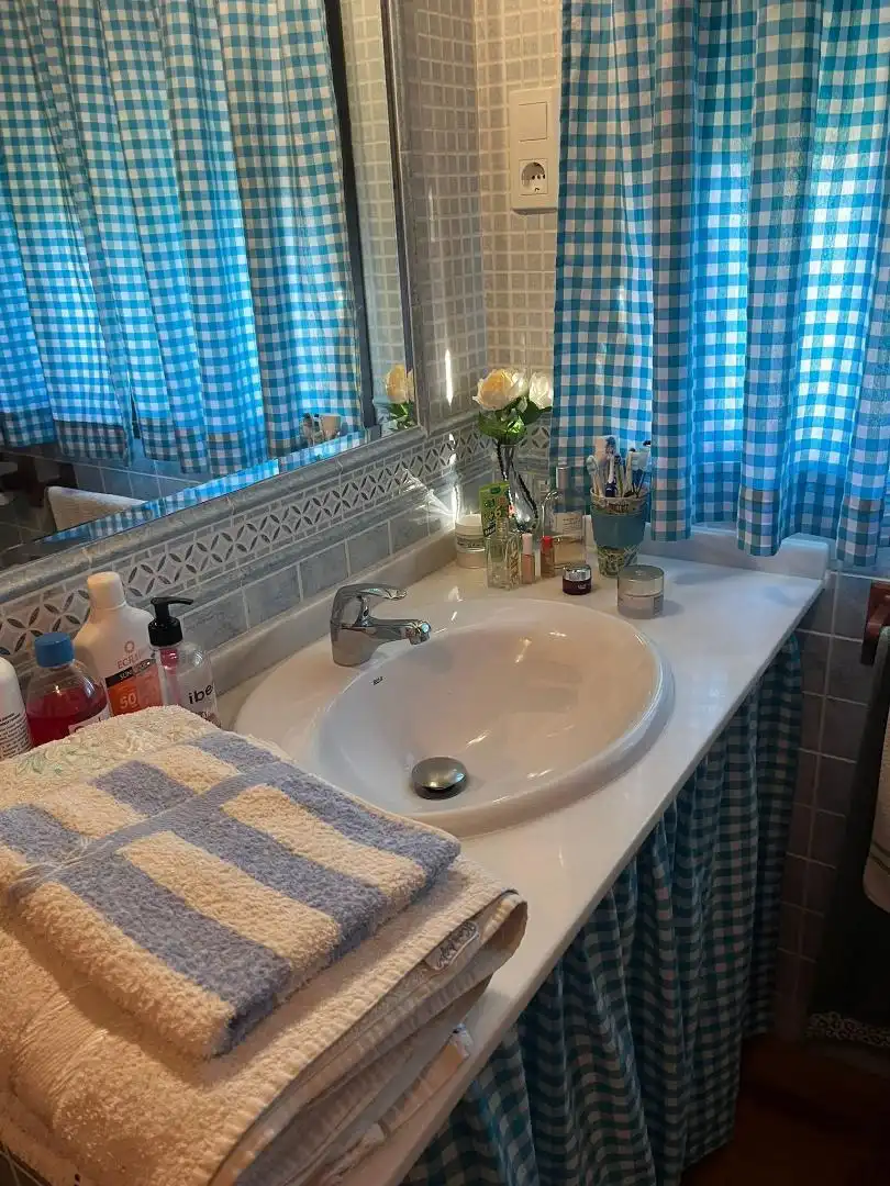 Country homes for sale in Calle G. Perez, 13, El Borge Bathroom of Country homes for sale in El Borge with Air Conditioner, Heating and Private garden