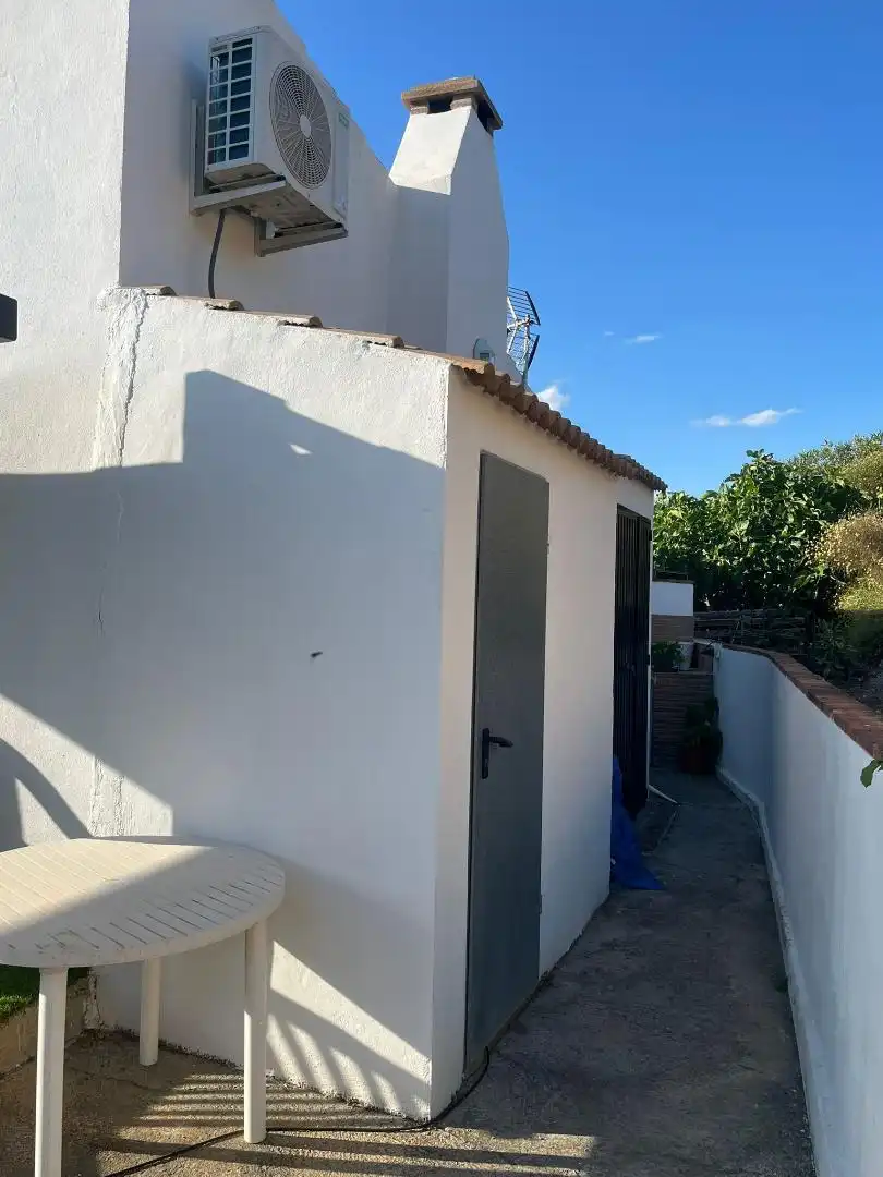 Country homes for sale in Calle G. Perez, 13, El Borge Exterior view of Country homes for sale in El Borge with Air Conditioner, Heating and Private garden