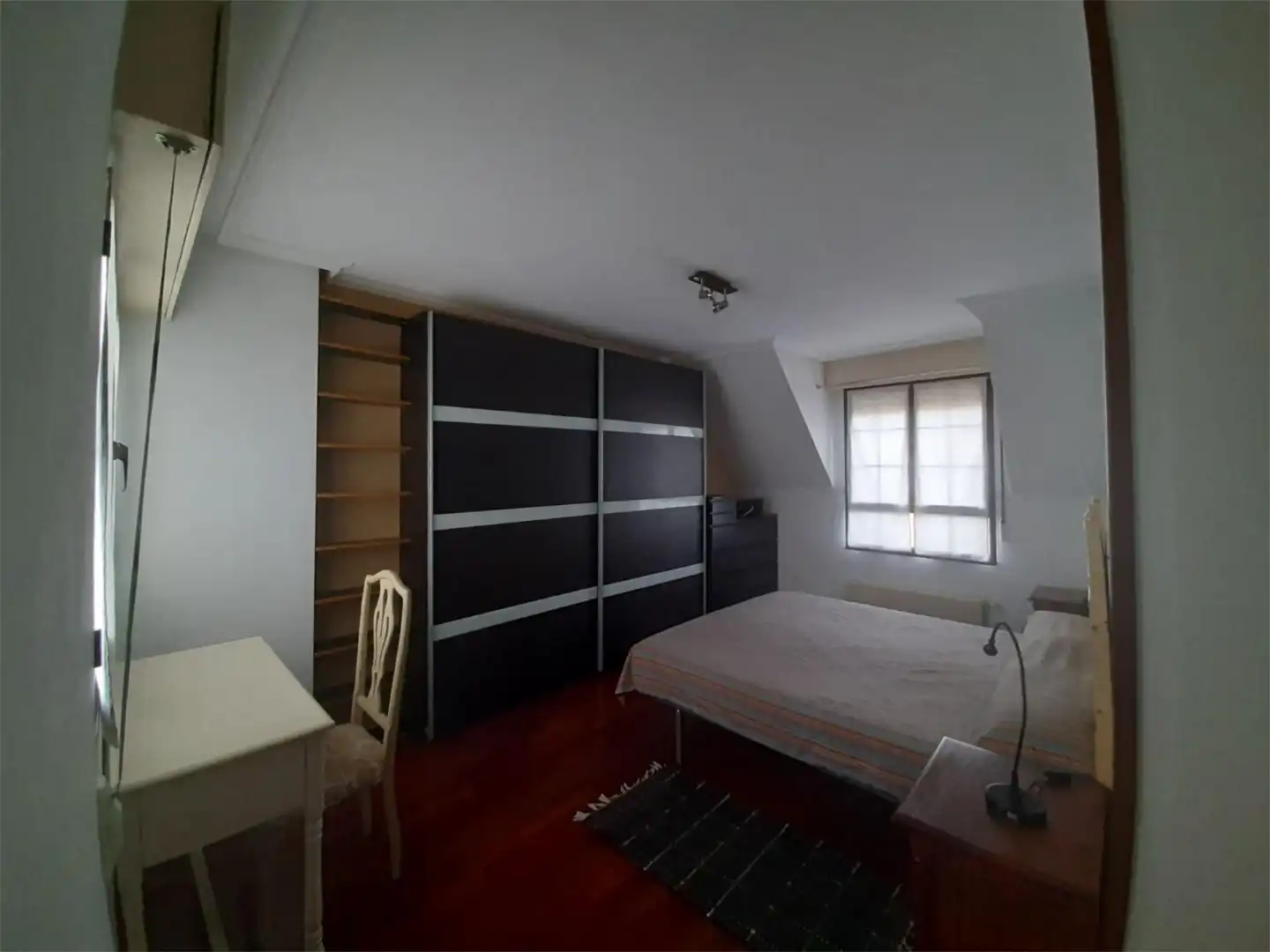 Schlafzimmer von Wohnung zum Verkauf in Oviedo 