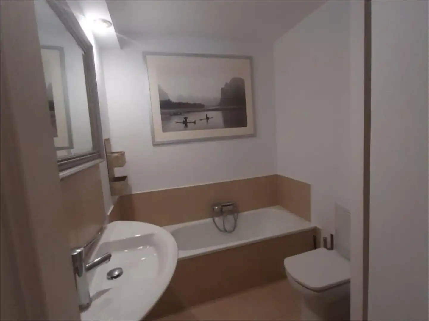 Badezimmer von Wohnung zum Verkauf in Oviedo 