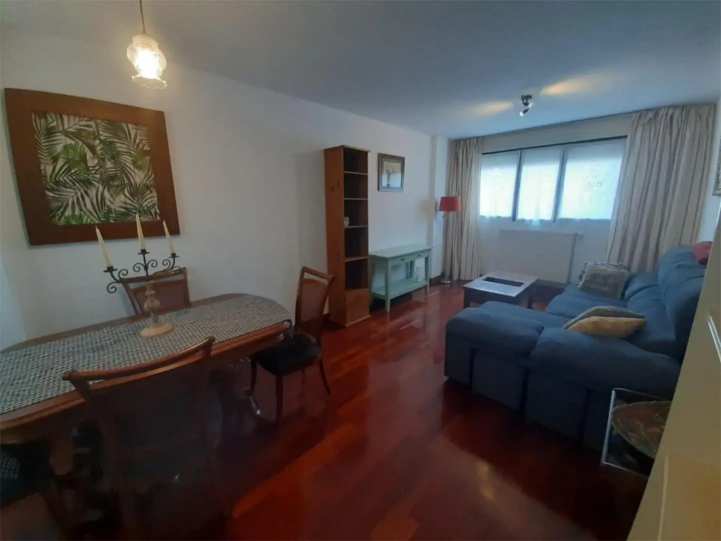 Wohnzimmer von Wohnung zum Verkauf in Oviedo 