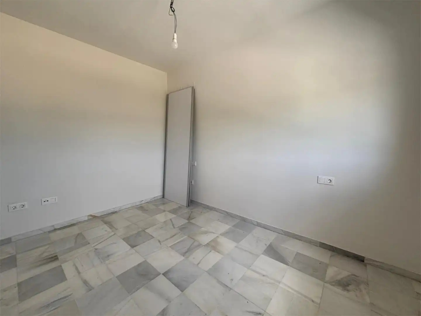 Habitación de Casa o chalet en venta en Castilleja de la Cuesta con Aire acondicionado, Calefacción y Jardín privado