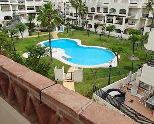 Piscina de Pis en venda en Manilva amb Terrassa, Piscina i Balcó