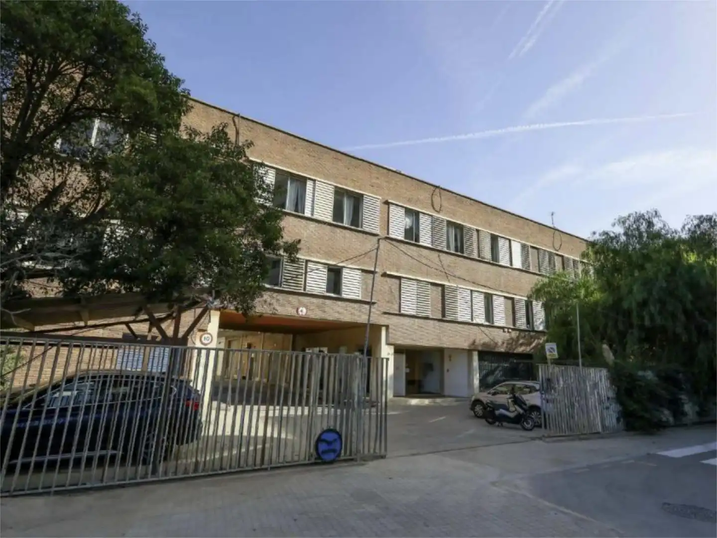 Nau industrial de lloguer a Camí de la Verneda, 35, La Verneda Vista exterior de Nau industrial de lloguer en Sant Adrià de Besòs