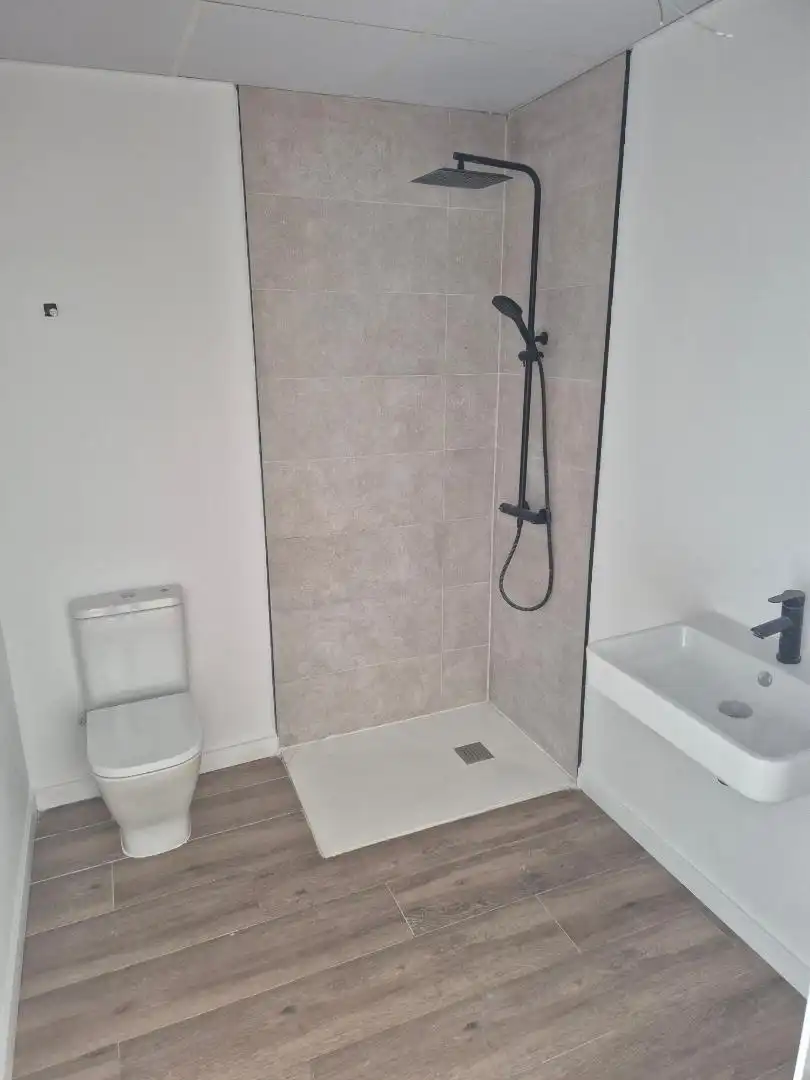 Local de alquiler en Carrer Braç de l'Alter, 54, Beniparrell Baño de Local de alquiler en Beniparrell con Parquet y Amueblado