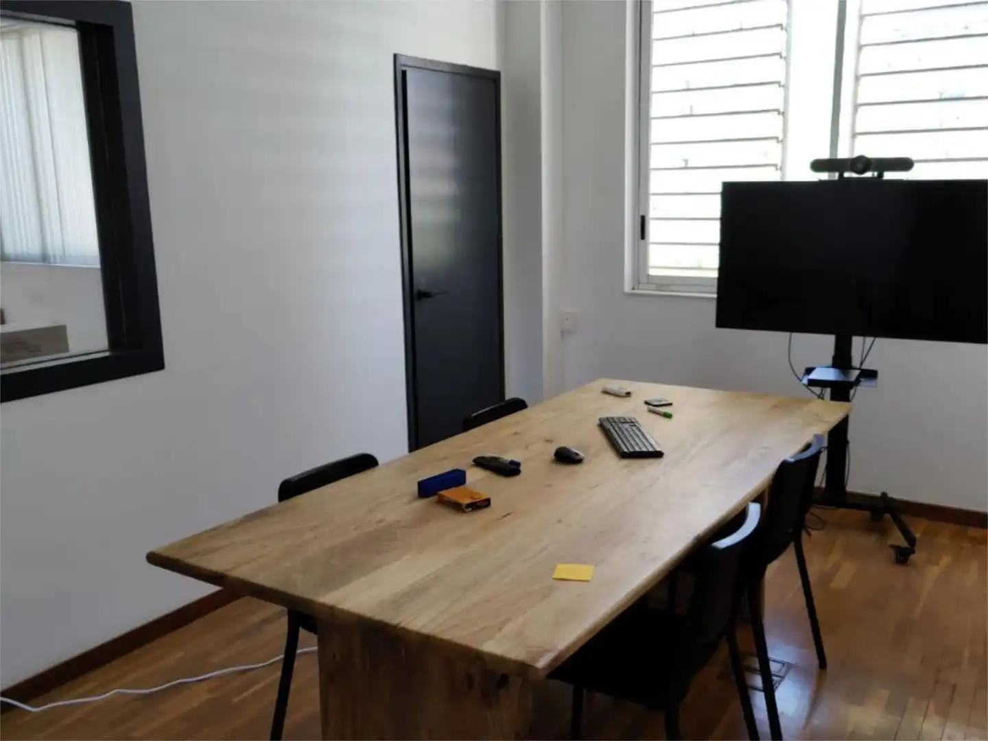 Office for rent in Camí de la Verneda, 35, La Verneda Dining room of Office for rent in Sant Adrià de Besòs