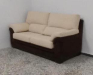 Study to rent in Triana Oeste