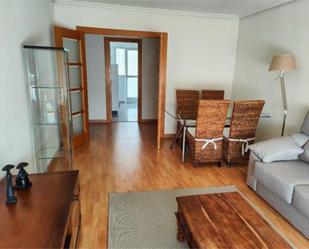 Menjador de Apartament de lloguer en Valladolid Capital amb Calefacció i Moblat