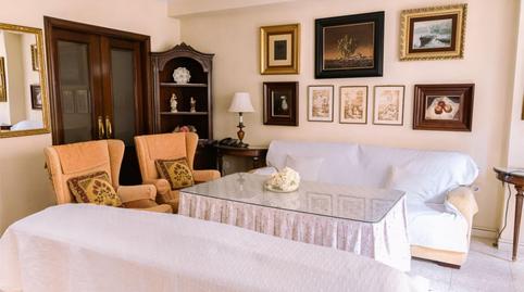 Foto 3 de Piso en venta en Calle Virgen de Luján, 41, Los Remedios,  Sevilla Capital