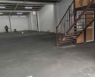 Industrial buildings to rent in Sector Sur