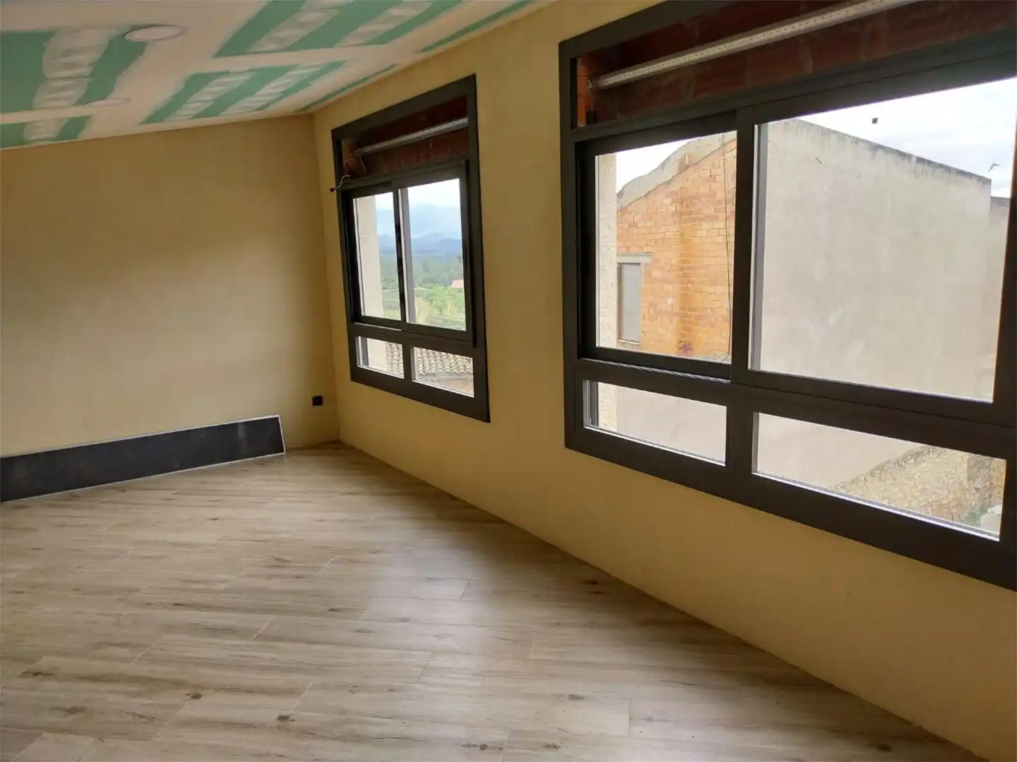 Habitación de Piso en venta en Tarrés con Calefacción y Parquet