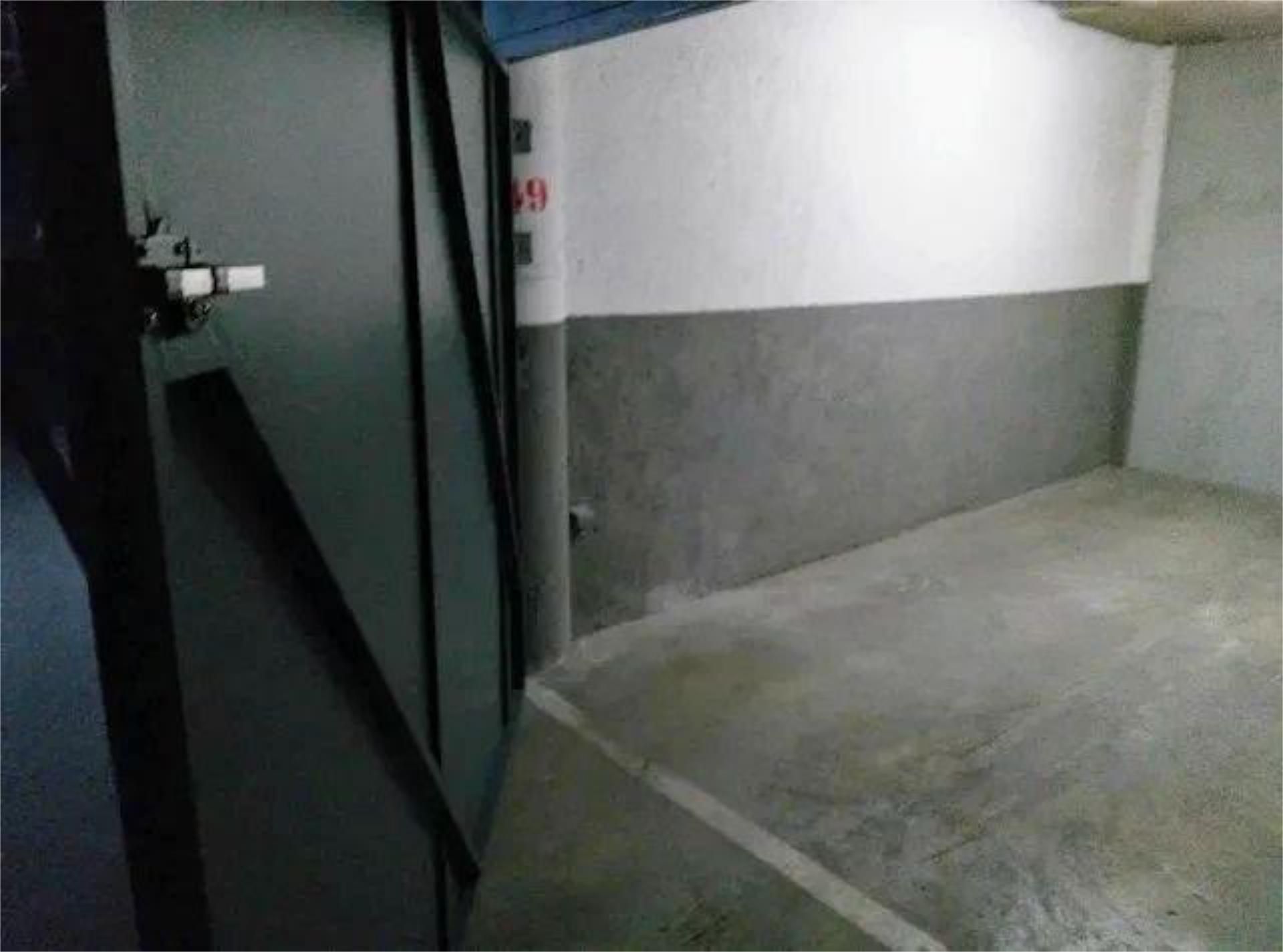 Aparcament de Garatge de lloguer en  Granada Capital
