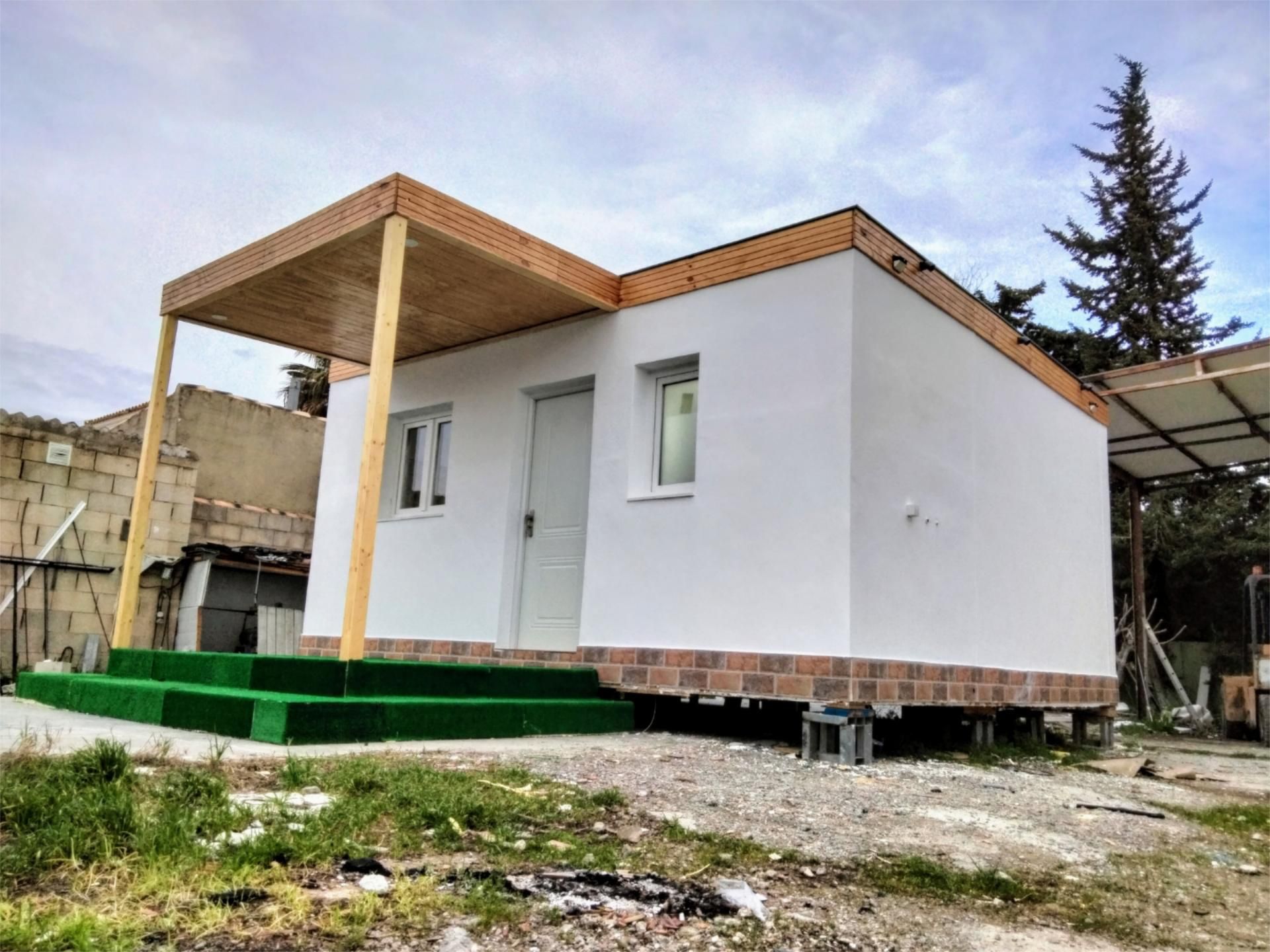 Vista exterior de Casa o xalet en venda en Chiclana de la Frontera amb Parquet i Terrassa