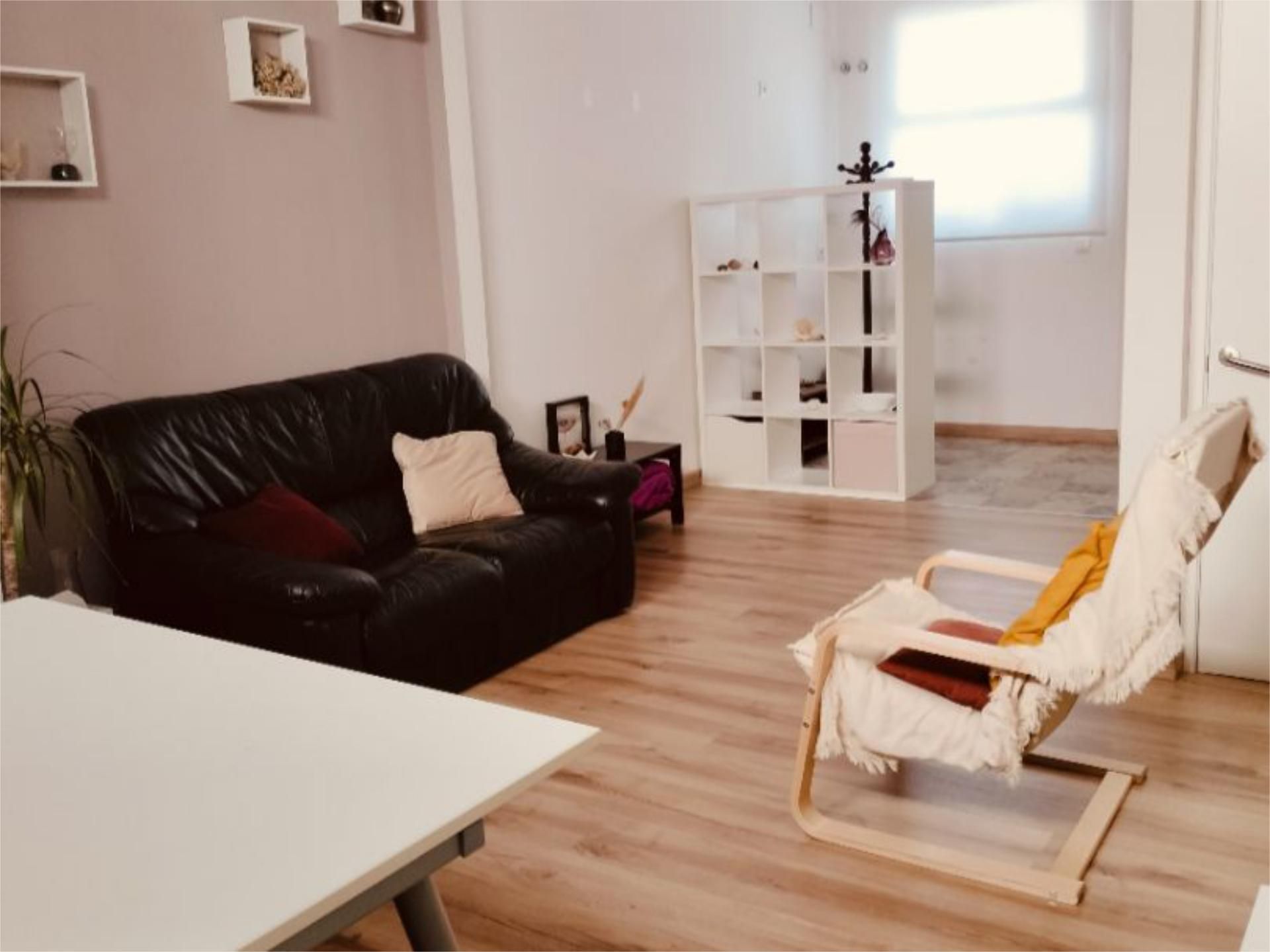 Sala d'estar de Local de lloguer en  Córdoba Capital amb Aire condicionat, Calefacció i Parquet