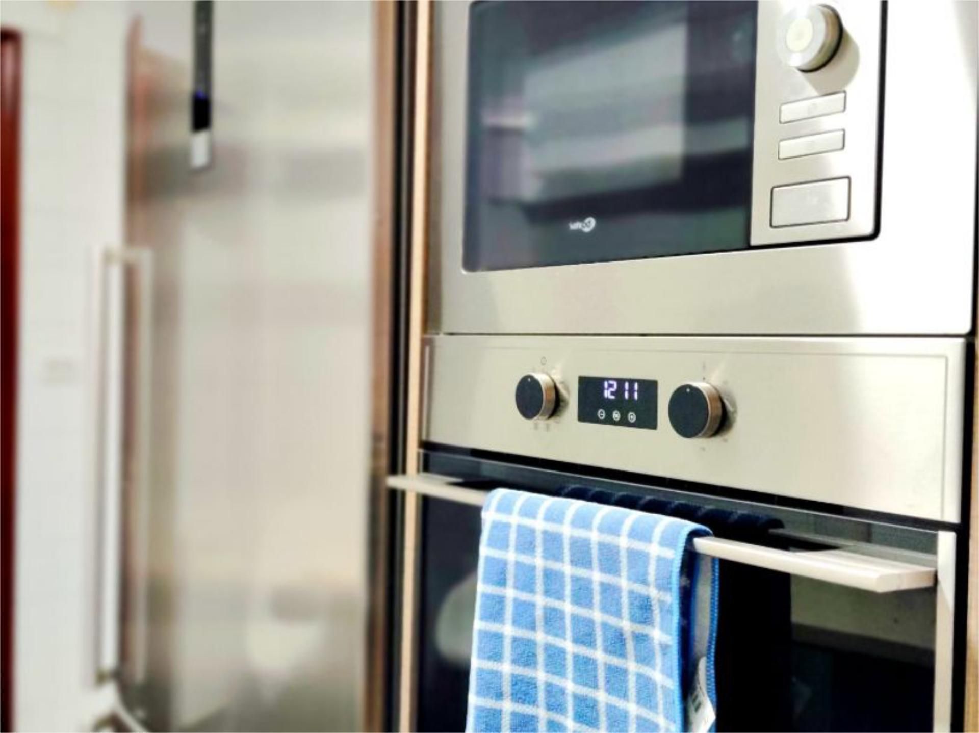 Kitchen of Flat to share in  Jaén Capital  with Heating, Furnished and Balcony
