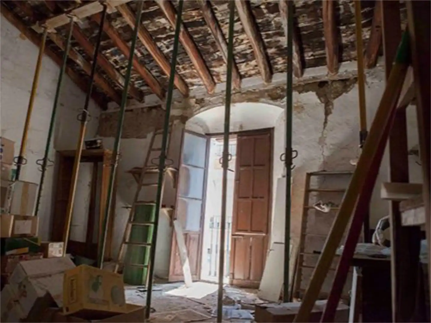 Piso en venta en Carmona con Balcón