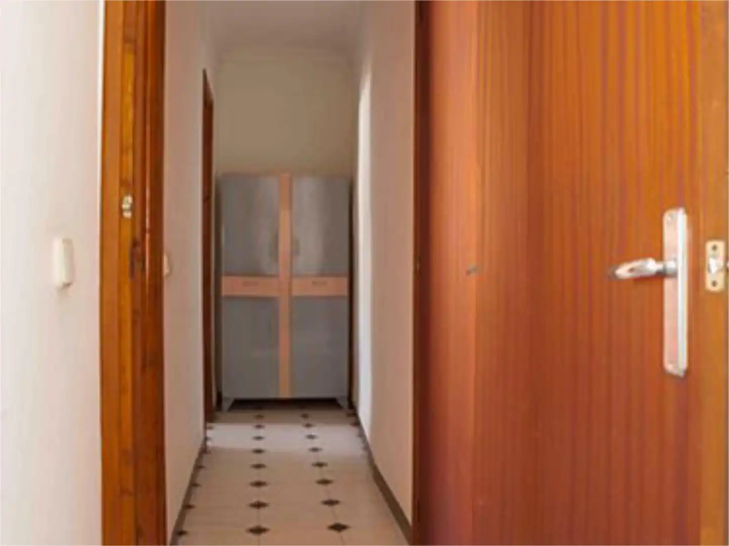 Piso en venta en Carmona con Balcón