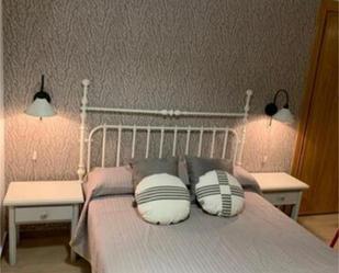 Bedroom of Apartment to rent in Úbeda