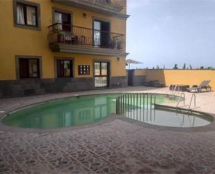 Swimming pool of Apartment to rent in Tazacorte  with Private garden, Swimming Pool and Furnished