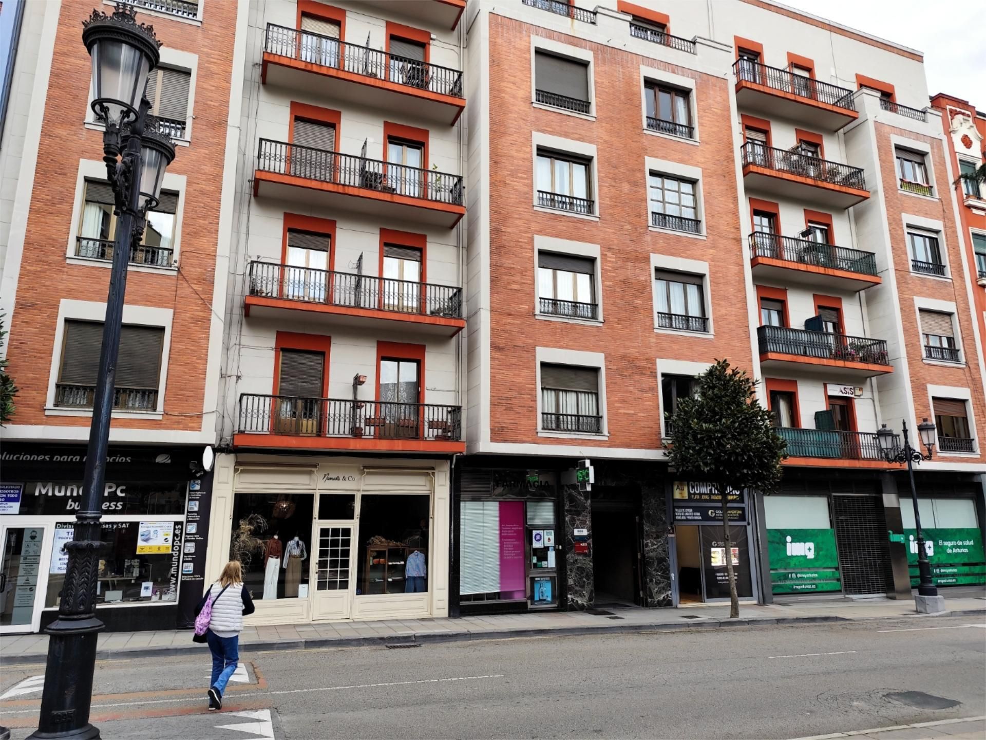 Exterior view of Flat for sale in Oviedo 