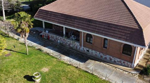 Foto 2 de Piso en venta en Calle Bandonilla, 40, Trobajo del Cerecedo, León Capital