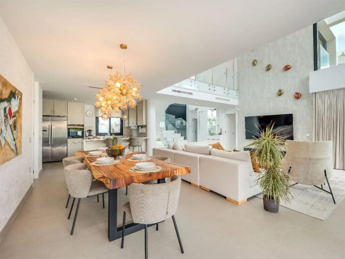 Casa o xalet en venda a Urbanización Montecarlo, 10, Nueva Alcántara Menjador de Casa o xalet en venda en Marbella amb Aire condicionat, Terrassa i Piscina