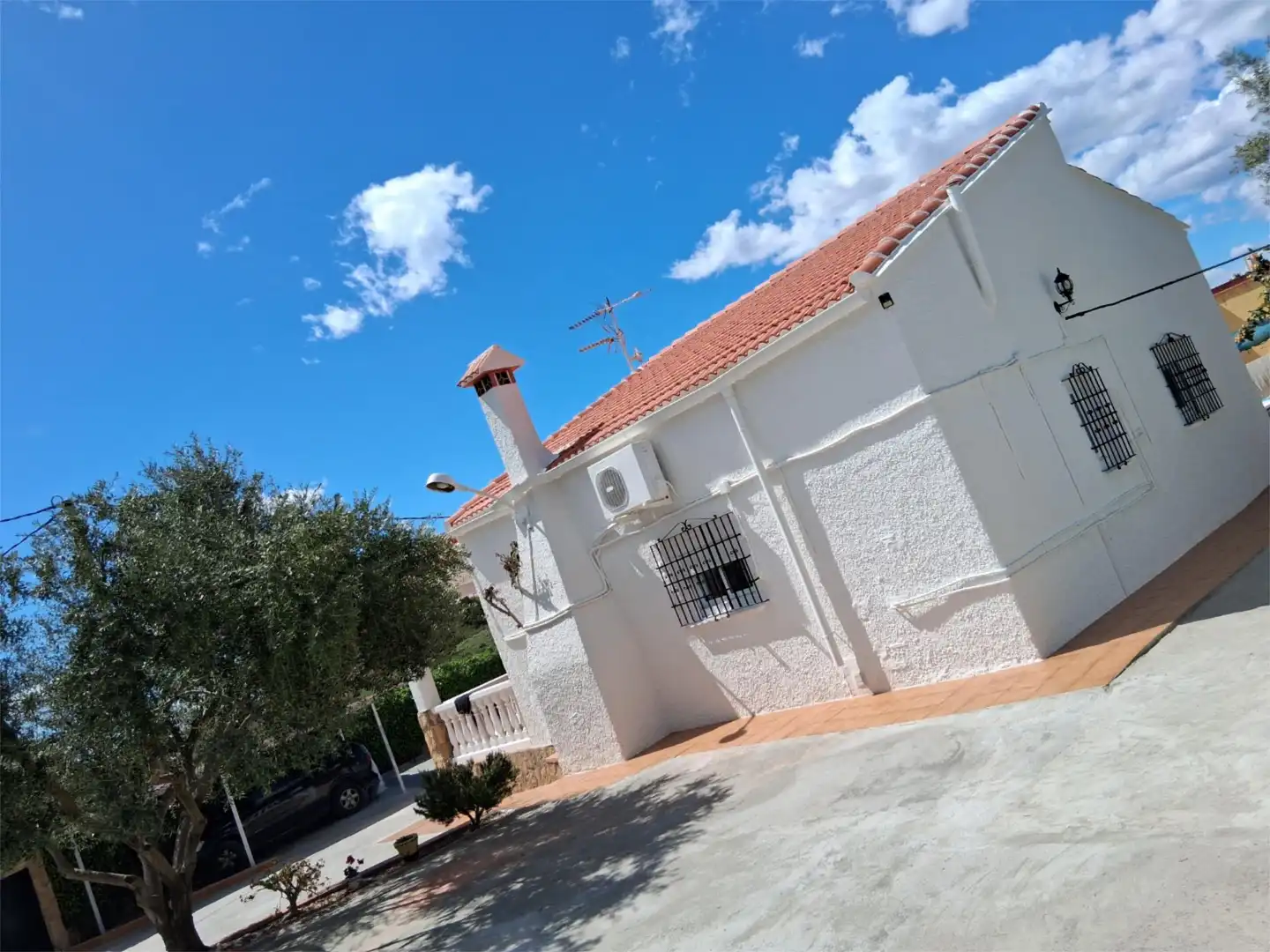Vista exterior de Casa o chalet en venta en Náquera con Aire acondicionado, Terraza y Balcón