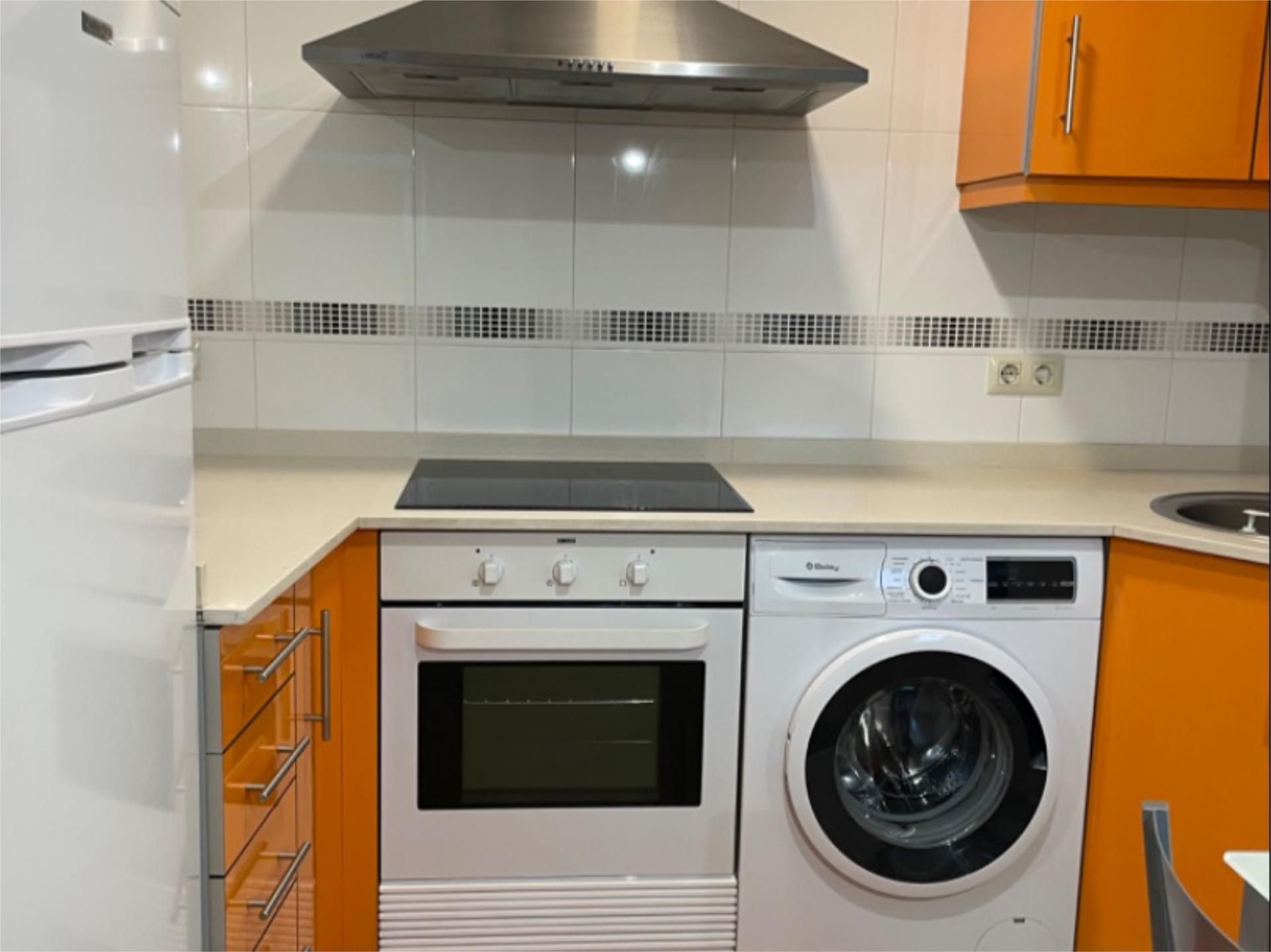 Kitchen of Flat for sale in Santiago de Compostela   with Heating, Storage room and Furnished