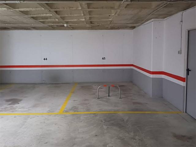 Garaje en Venta en Avenida Don Juan de Borbon, 83 en Juan Carlos I