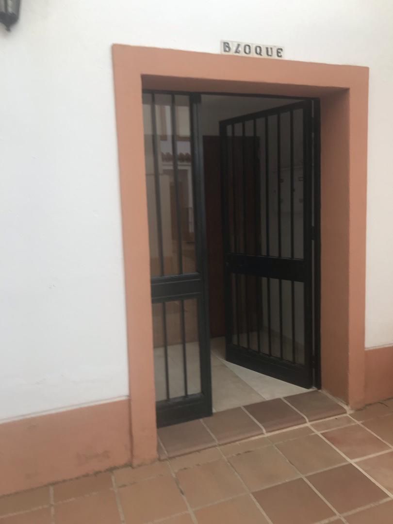 Flat for sale in Palma del Río  with Air Conditioner, Heating and Private garden