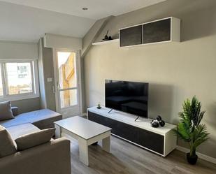 Sala d'estar de Pis de lloguer en Vigo  amb Parquet, Terrassa i Traster