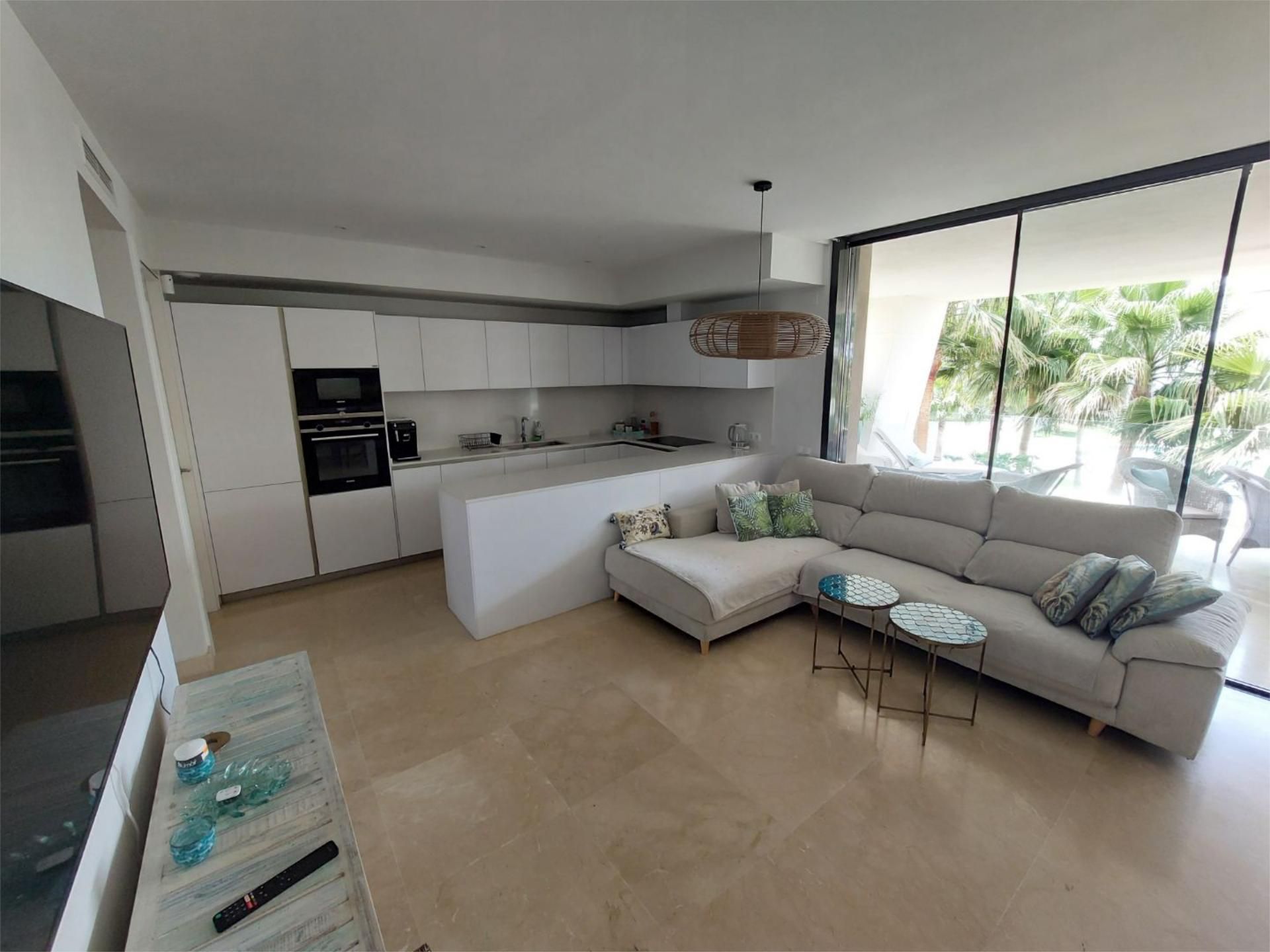 Living room of Apartment to rent in Marbella  with Air Conditioner and Terrace