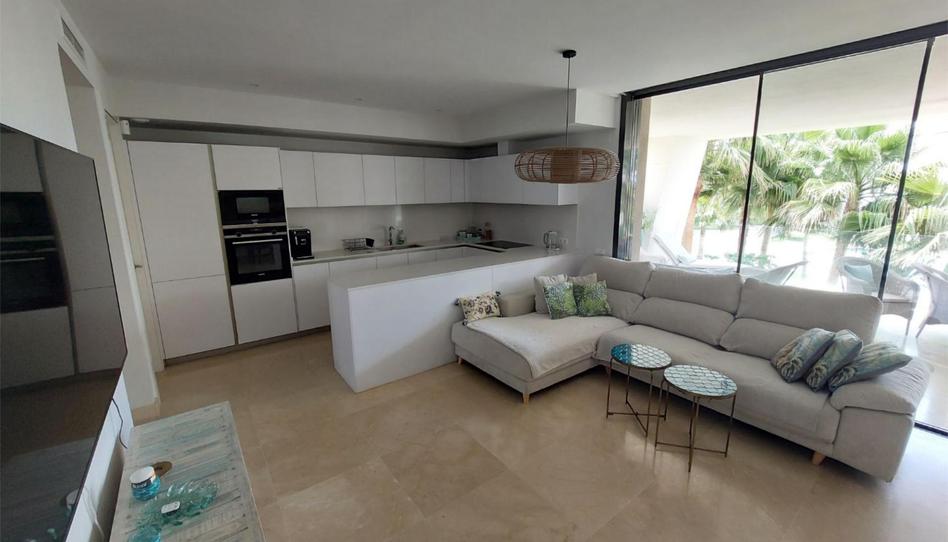 Foto 1 de Apartament de lloguer a Avenida de Los Acebos, 42, Cabopino - Artola, Málaga
