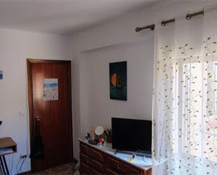 Dormitori de Apartament en venda en Sagunto / Sagunt amb Terrassa i Balcó