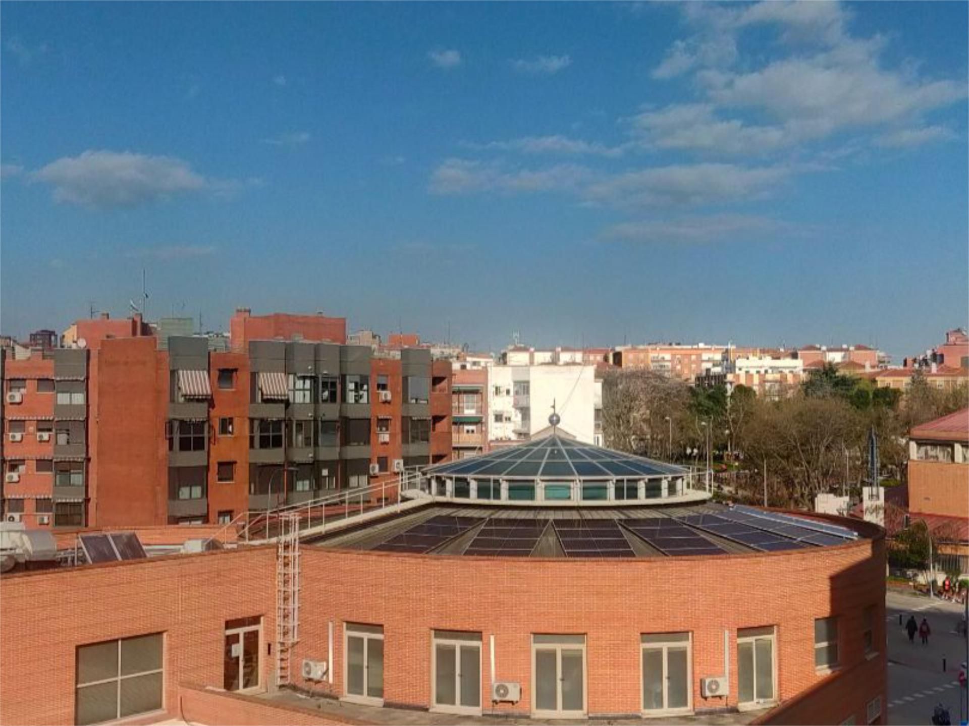 Vista exterior de Pis en venda en  Madrid Capital amb Calefacció i Terrassa
