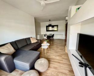 Living room of Flat for sale in Terrassa  with Air Conditioner and Balcony