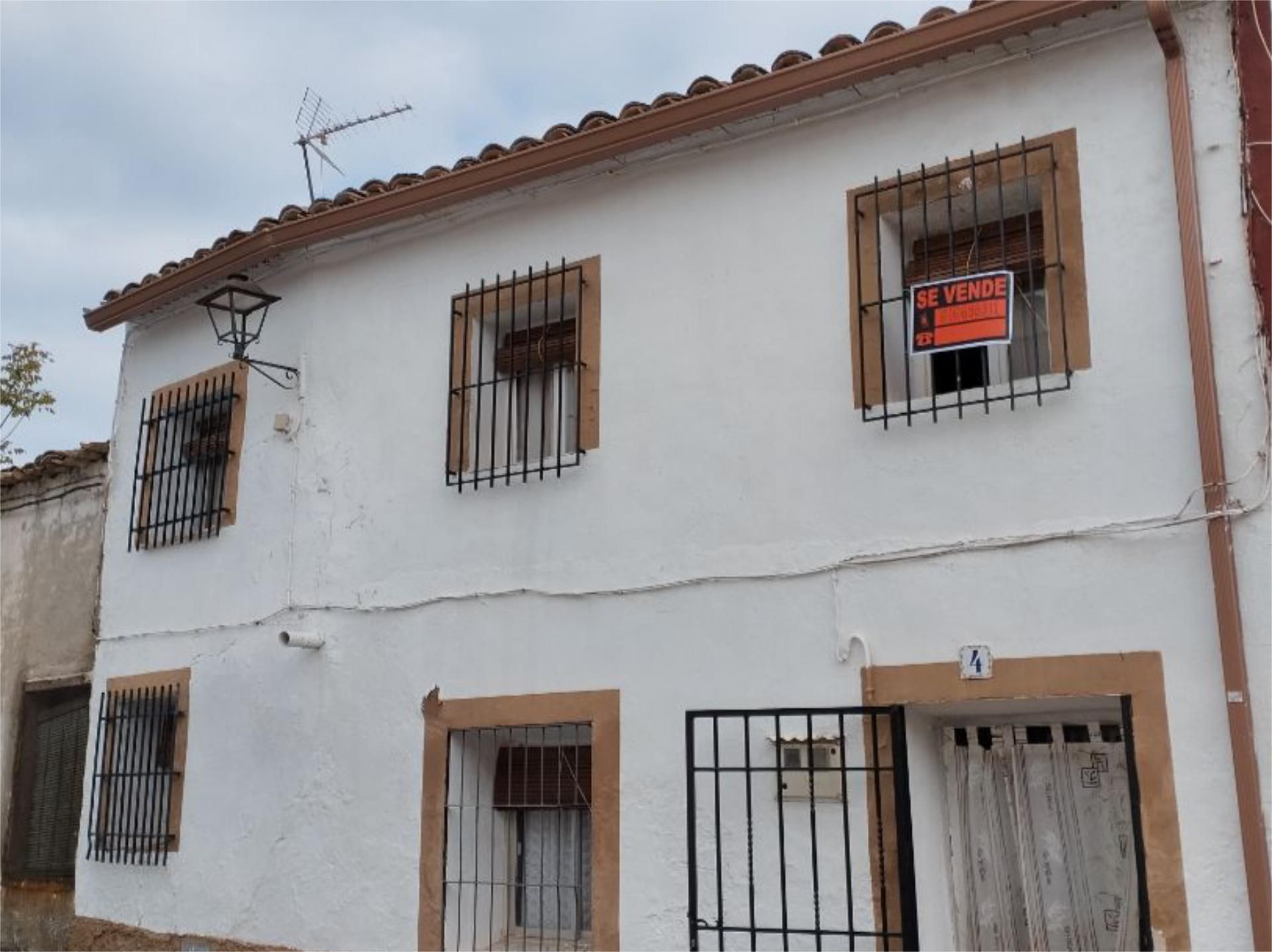 Exterior view of Single-family semi-detached for sale in Castejón (Cuenca)