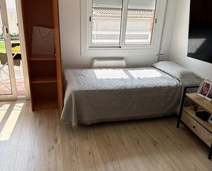 Bedroom of Apartment to share in Viladecans  with Storage room, Furnished and Oven
