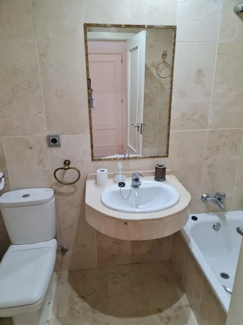 Houses for rent in Calle Patio de Monjas, 8, Vejer Bathroom of Houses for rent in Vejer de la Frontera with Private garden, Parquet flooring and Furnished