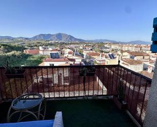 Vista exterior de Pis en venda en Manilva amb Terrassa