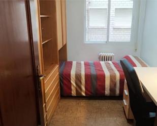 Bedroom of Flat to share in Móstoles  with Air Conditioner, Heating and Private garden