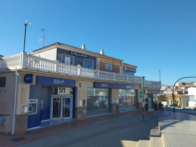 Local comercial en Alquiler en Calle Lope de Rueda, 93 en Santa Isabel