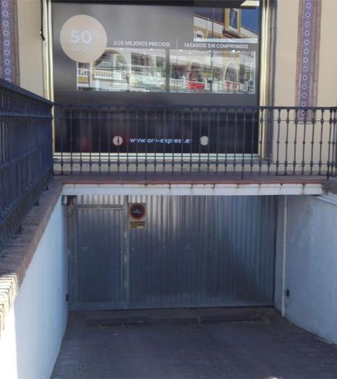 Photo 2 of Garage to rent in Avenida Manuel de Falla, 2, Cártama, Málaga