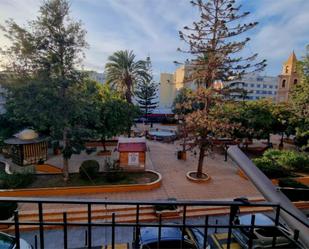 Exterior view of Apartment for sale in Torrevieja  with Air Conditioner and Balcony