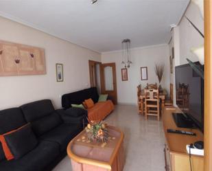 Sala d'estar de Pis en venda en Pilar de la Horadada amb Aire condicionat i Balcó